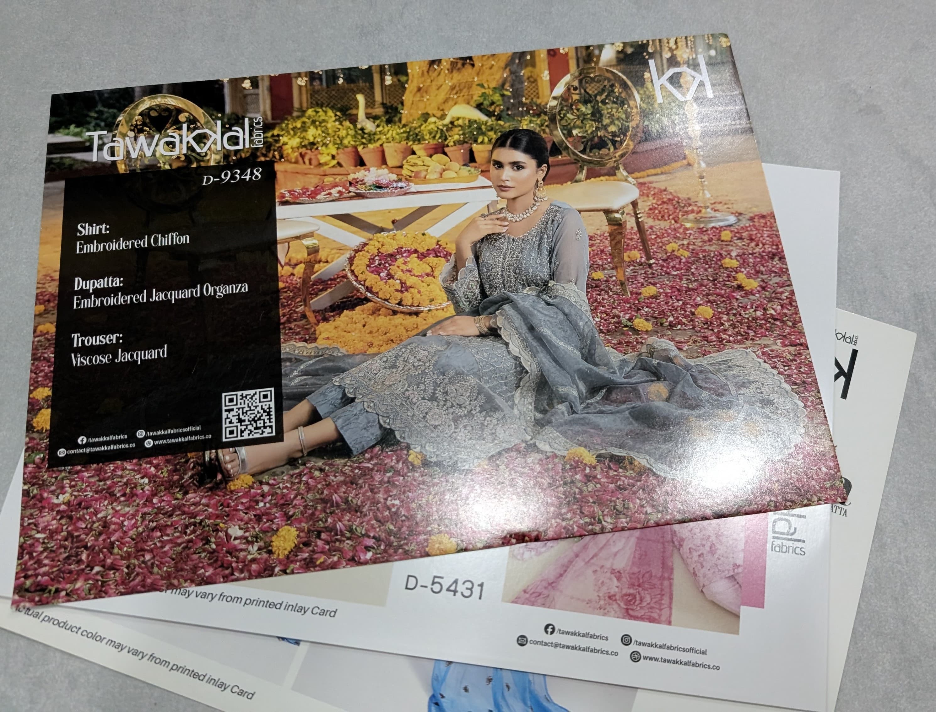 Custom Garment Inlay Cards and Protective Shirt Packaging Inserts